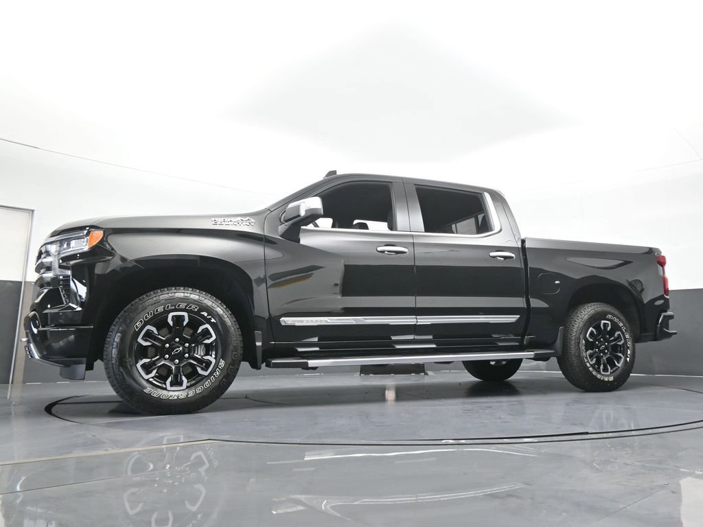 Used 2025 Chevrolet Silverado 1500 High Country image 62