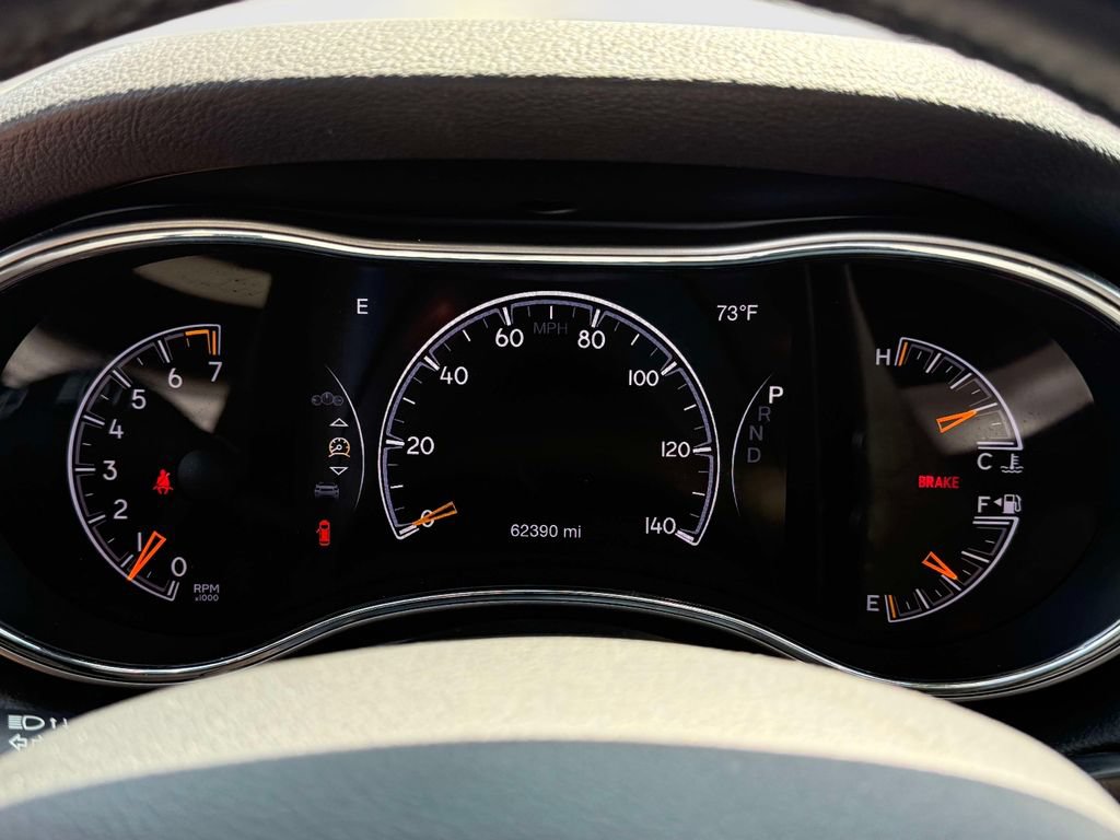 Used 2020 Jeep Grand Cherokee Altitude AWD/4WD image 16