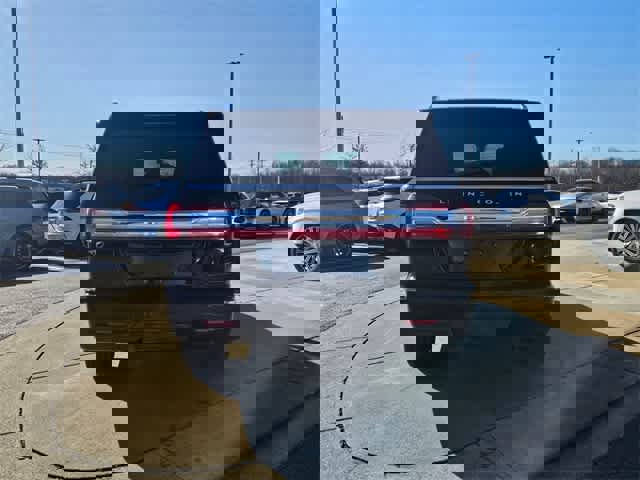 Used 2019 Lincoln Navigator L Reserve image 7