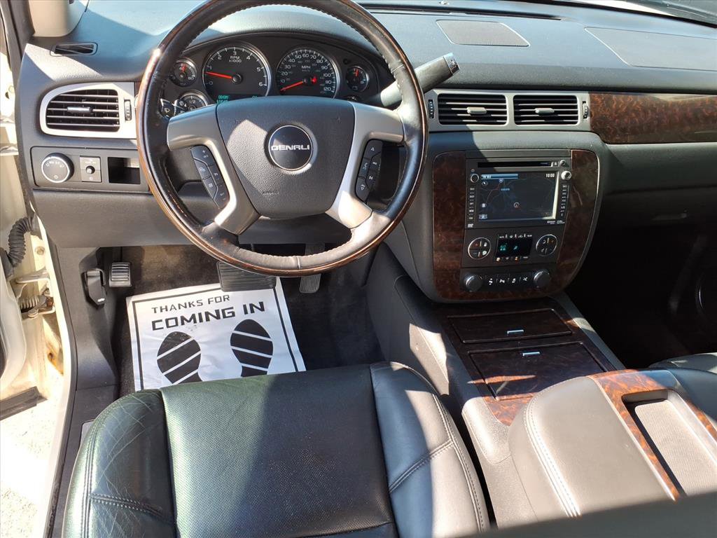 Used 2014 GMC Yukon Denali image 9