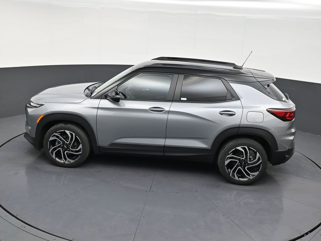 Used 2025 Chevrolet TrailBlazer RS FWD image 14