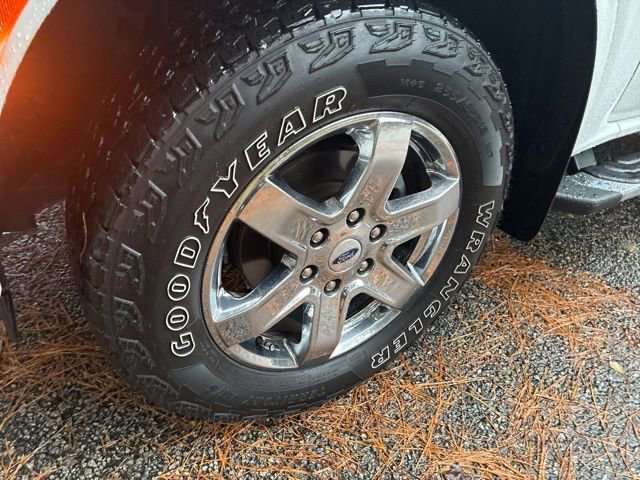 Used 2024 Ford Ranger Lariat w/ FX4 Off-Road Package image 12