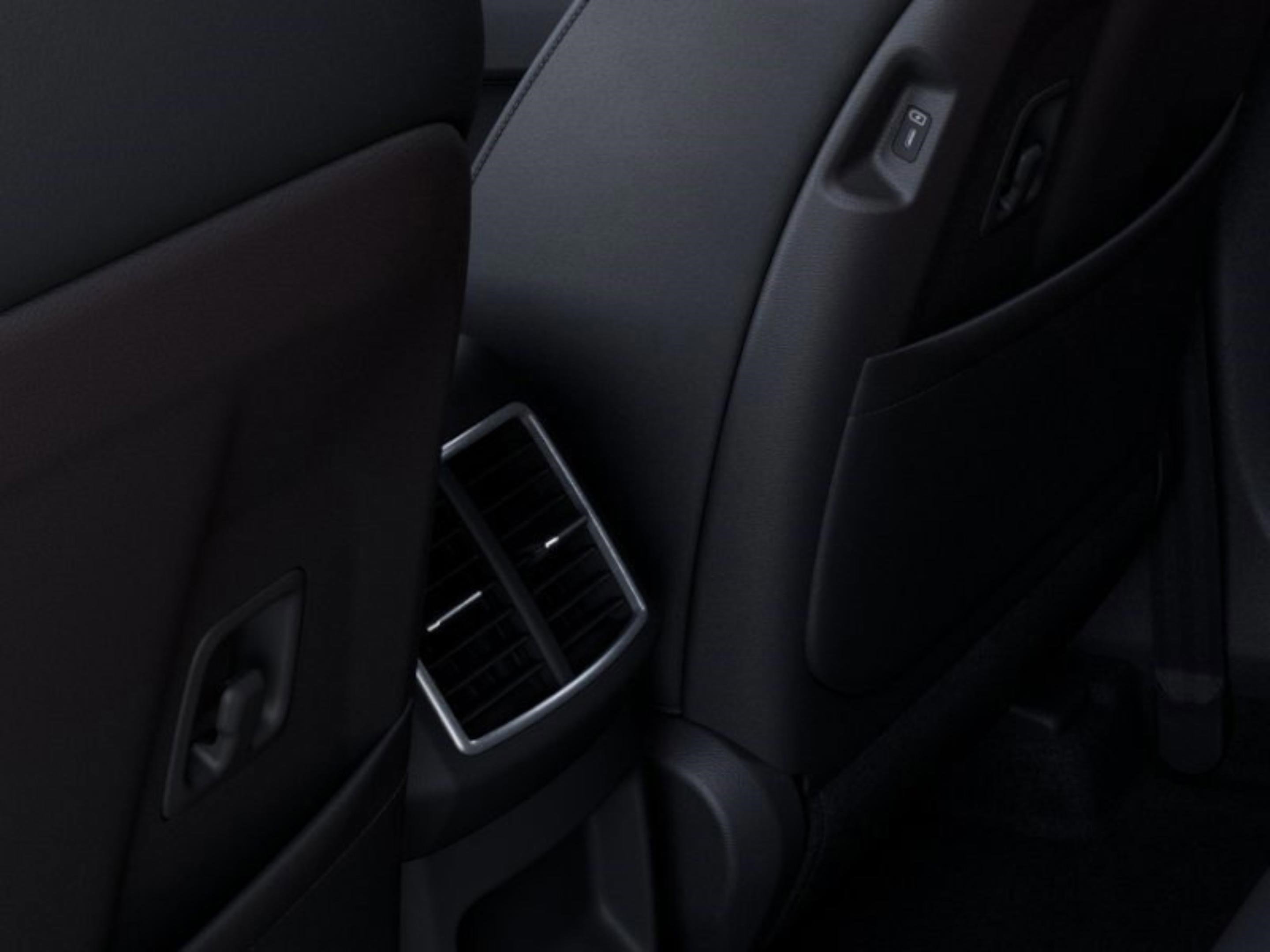 New 2026 Kia Sportage SX image 22