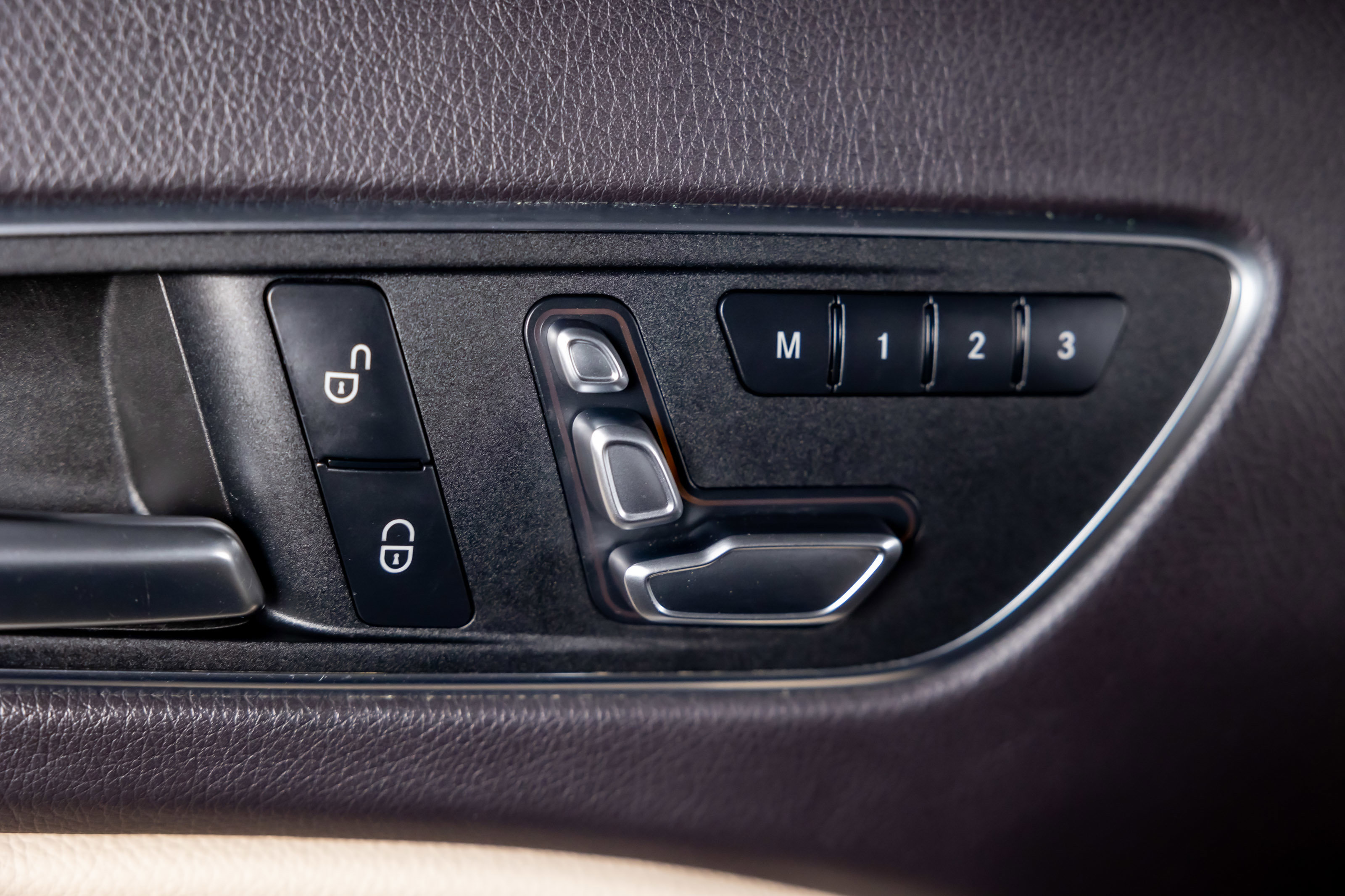 Used 2018 Mercedes-Benz GLA 250 4MATIC image 18