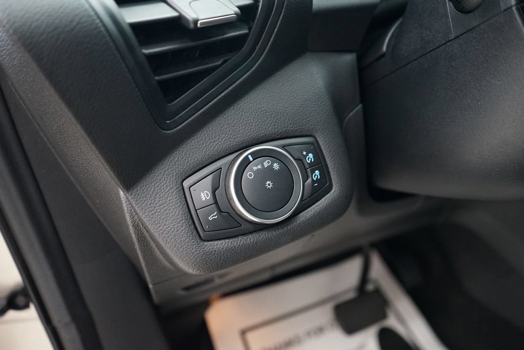 Used 2017 Ford Escape SE FWD image 28