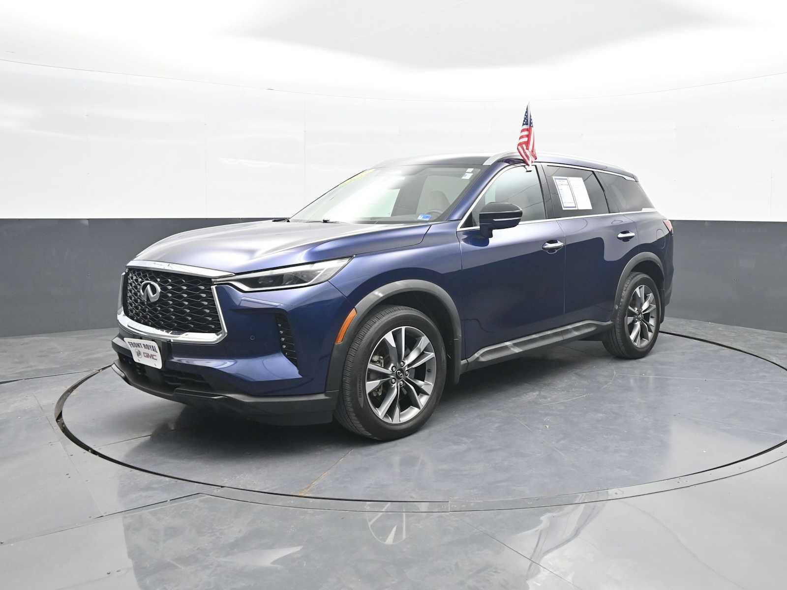 Used 2023 INFINITI QX60 Luxe w/ Cargo Package AWD/4WD image 4