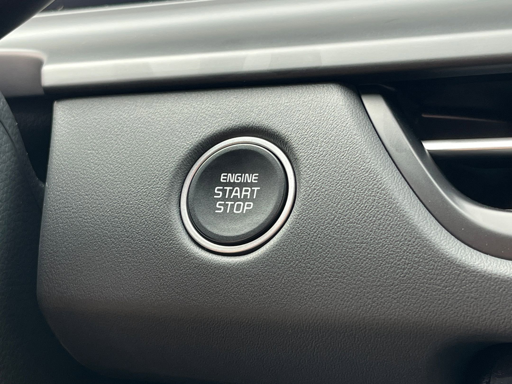 New 2026 Kia Seltos EX image 24