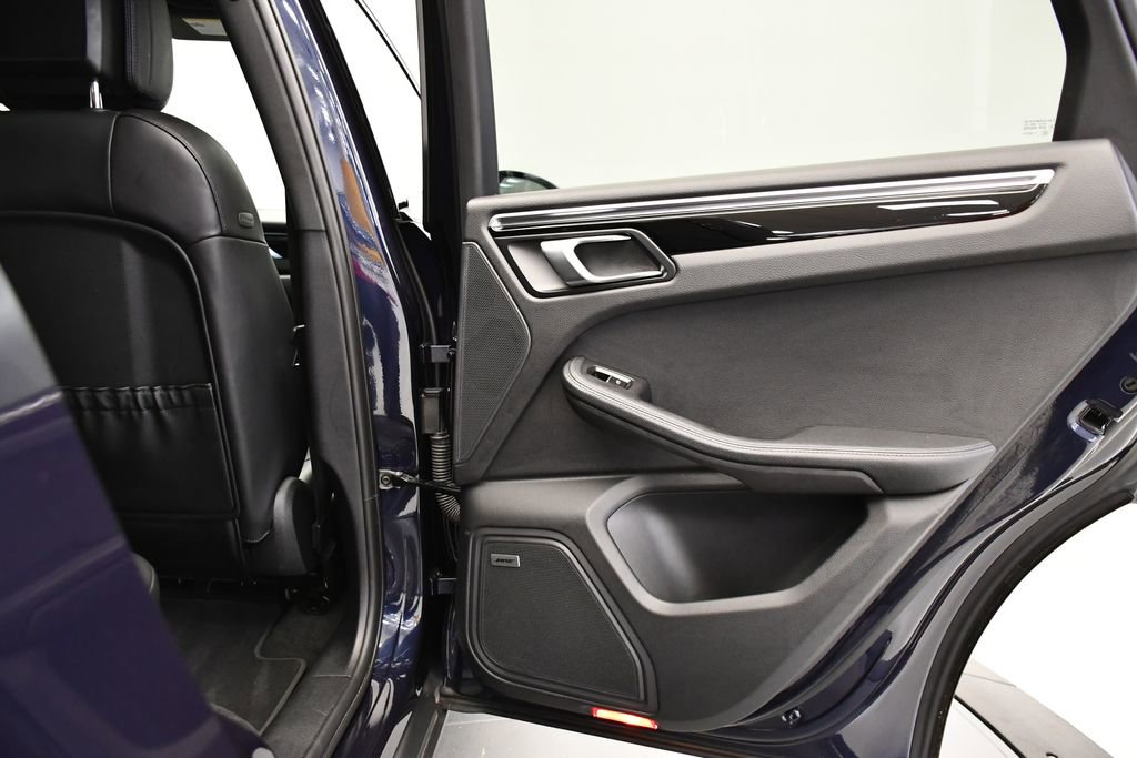 Used 2023 Porsche Macan S image 52