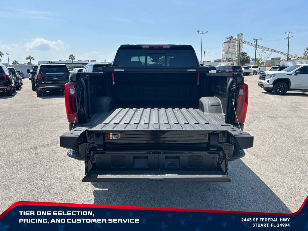 Used 2025 GMC Sierra 2500 Denali Ultimate w/ Max Trailering Package AWD/4WD image 11