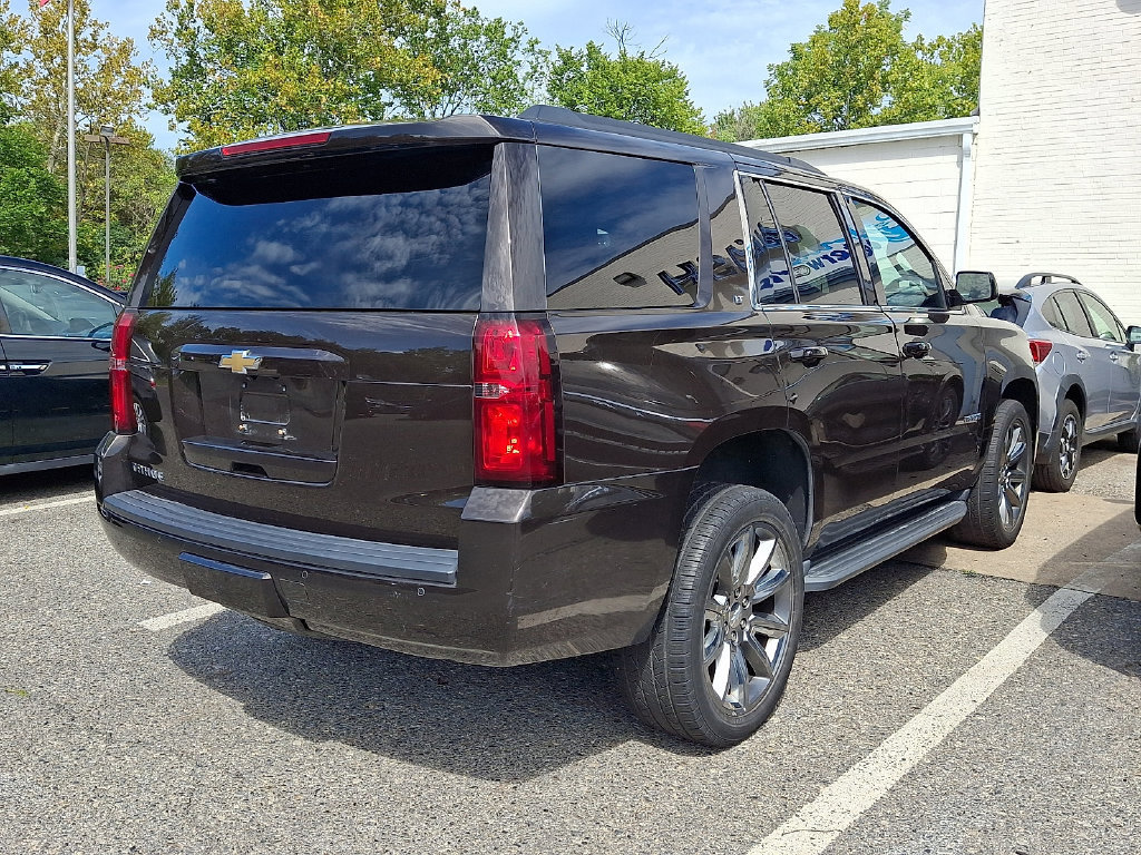 Used 2018 Chevrolet Tahoe LT w/ Luxury Package AWD/4WD image 3