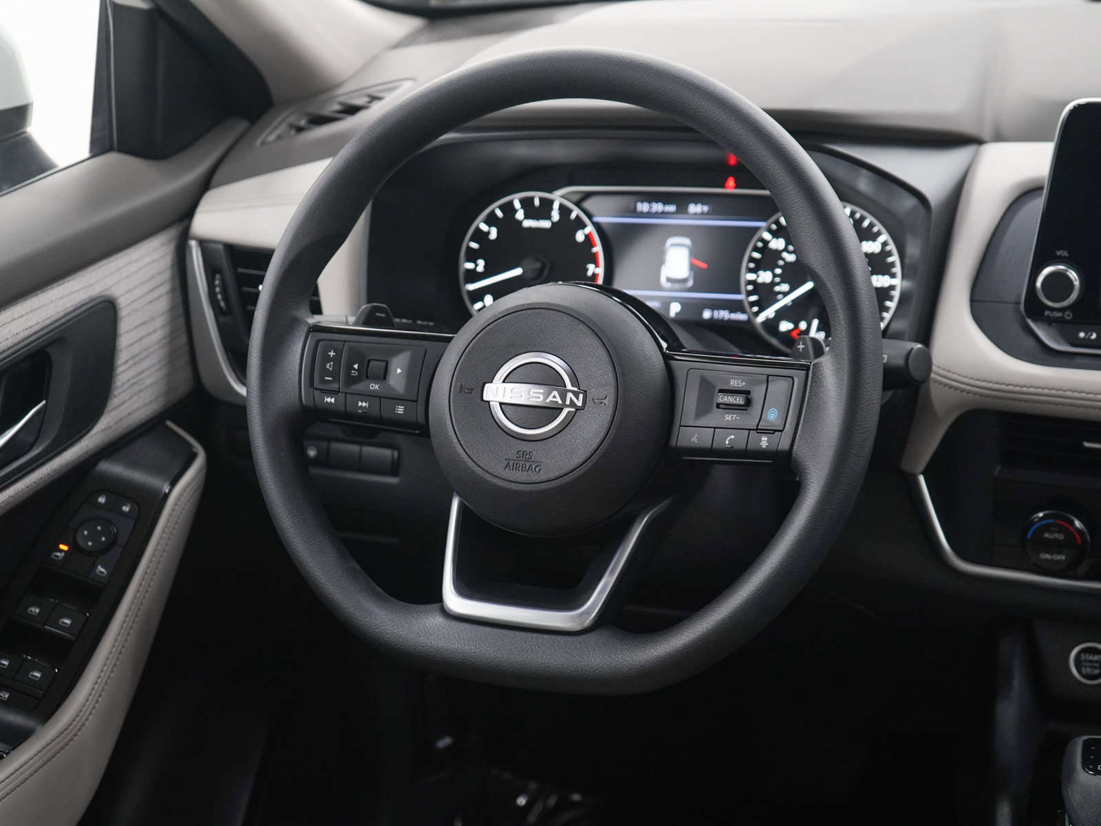 Used 2023 Nissan Rogue SV AWD/4WD image 14