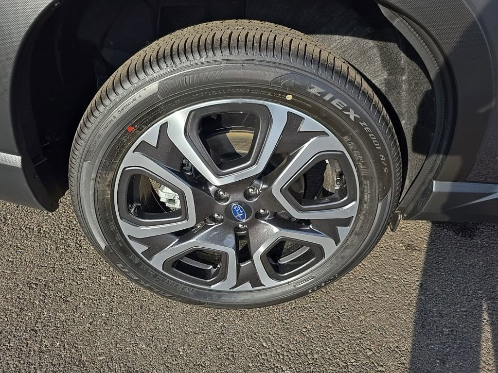 New 2025 Subaru Ascent Touring w/ Popular Package #2 image 9