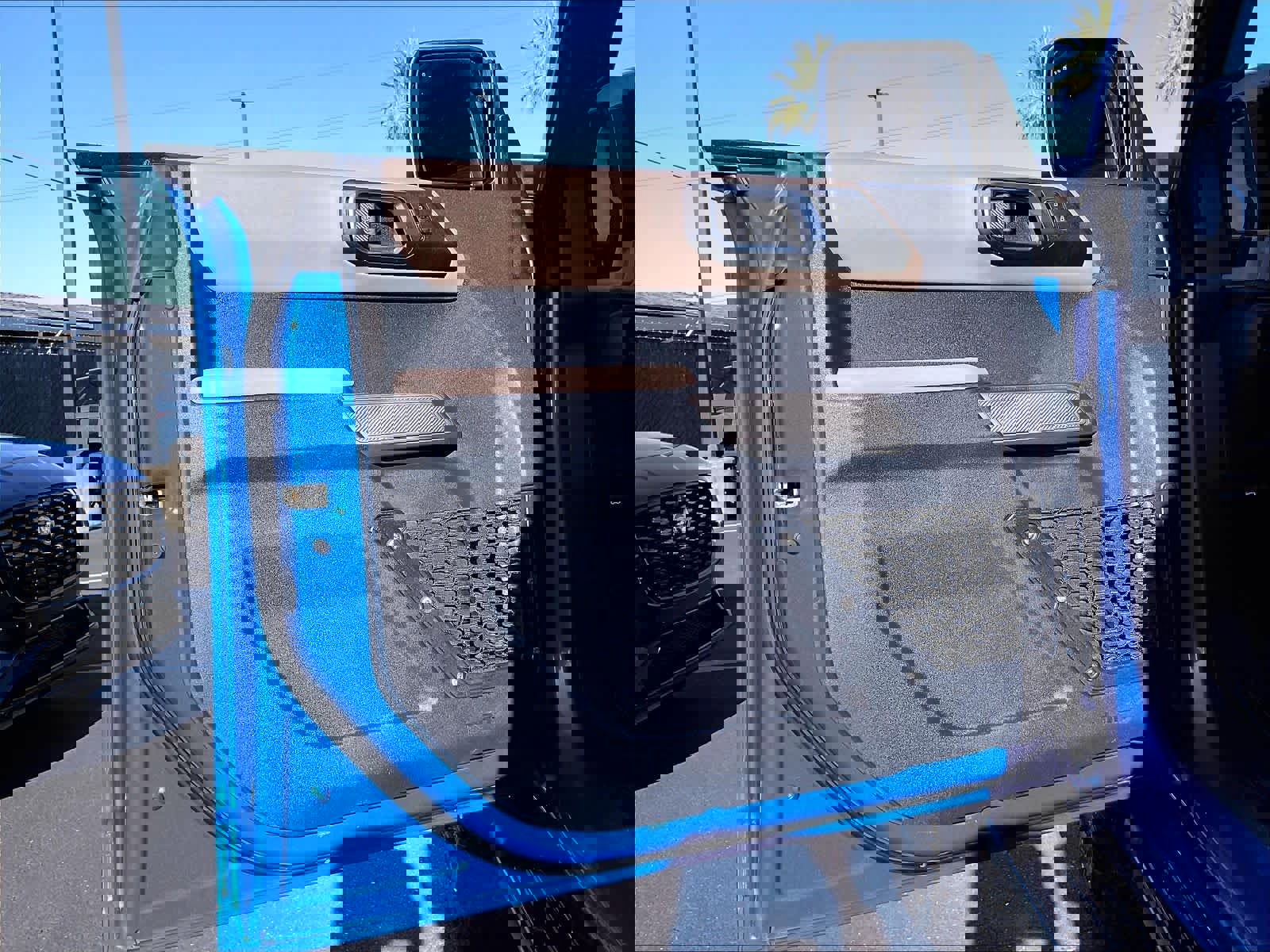 Used 2021 Ford Bronco Wildtrak image 25