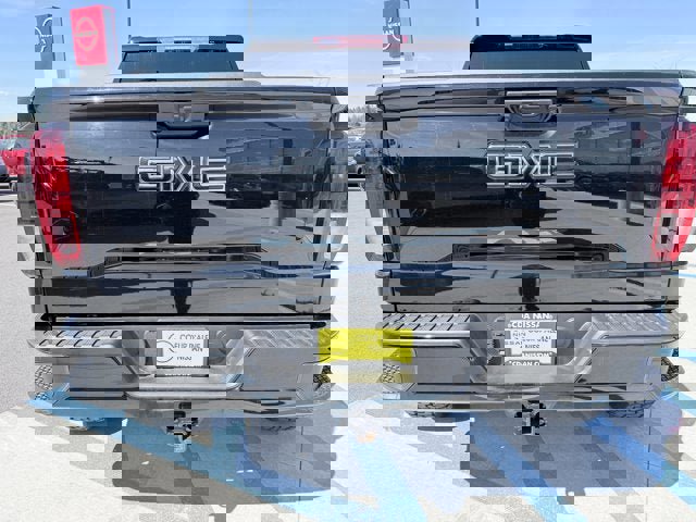 Used 2024 GMC Sierra 1500 Elevation w/ LPO, Elevation Black Package image 9