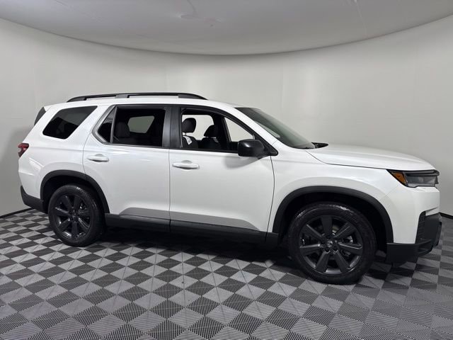 New 2026 Honda Pilot Sport image 8