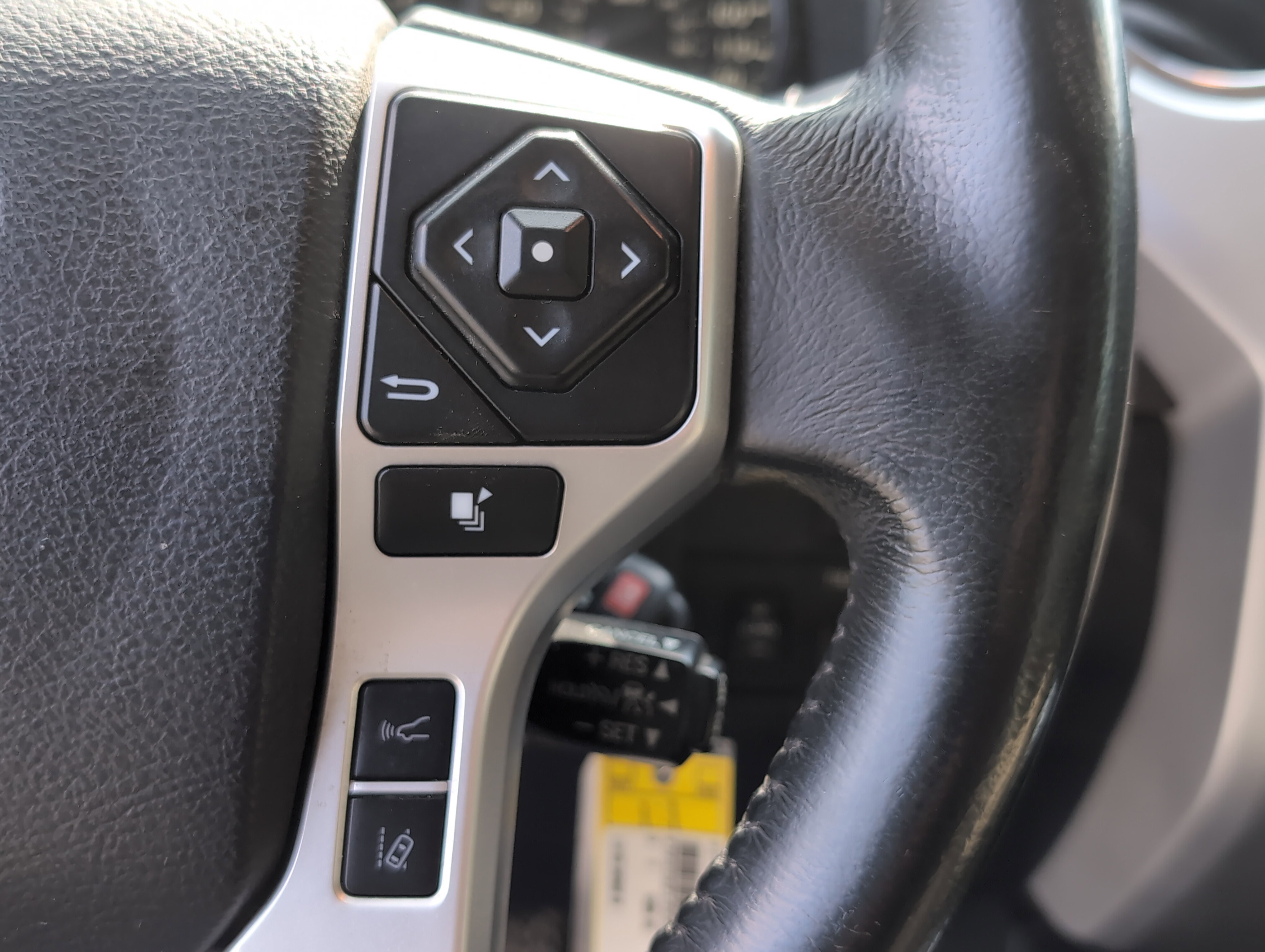 Used 2019 Toyota Tundra Limited w/ TRD Off Road Package AWD/4WD image 20