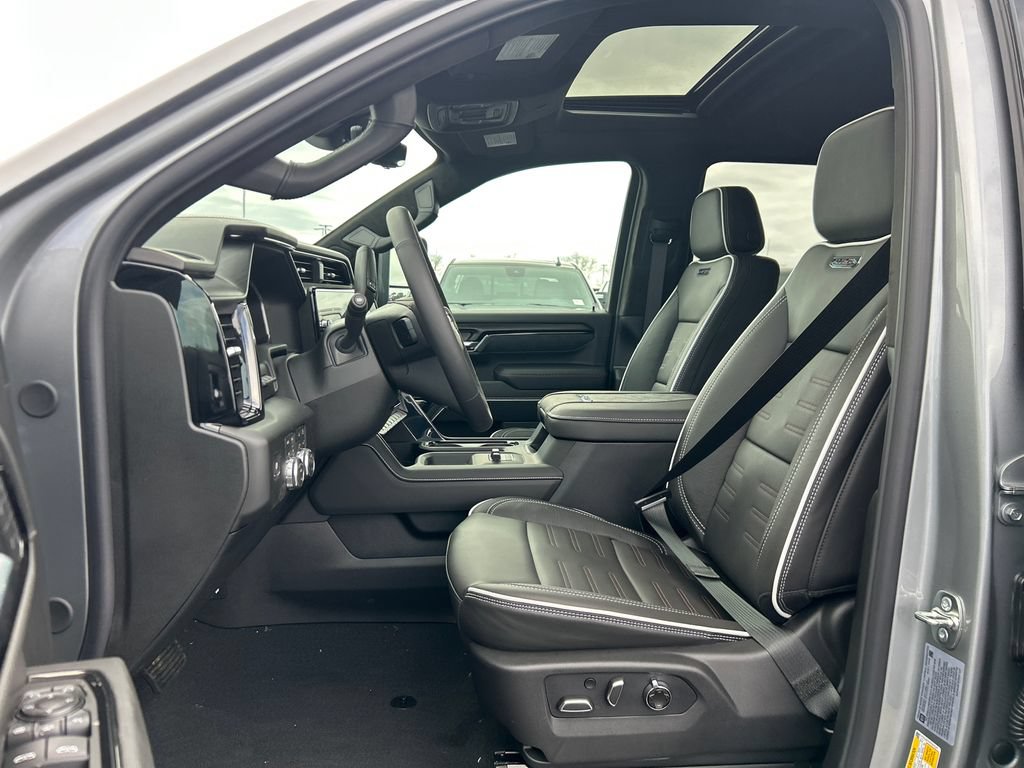 New 2026 GMC Sierra 2500 AT4X AWD/4WD image 16