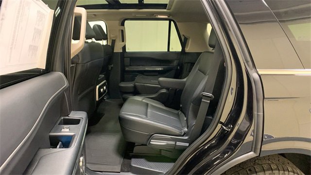 Used 2023 Ford Expedition XLT image 24