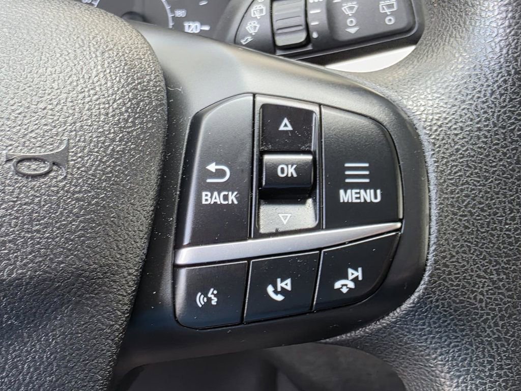 Used 2022 Ford Escape SE image 28