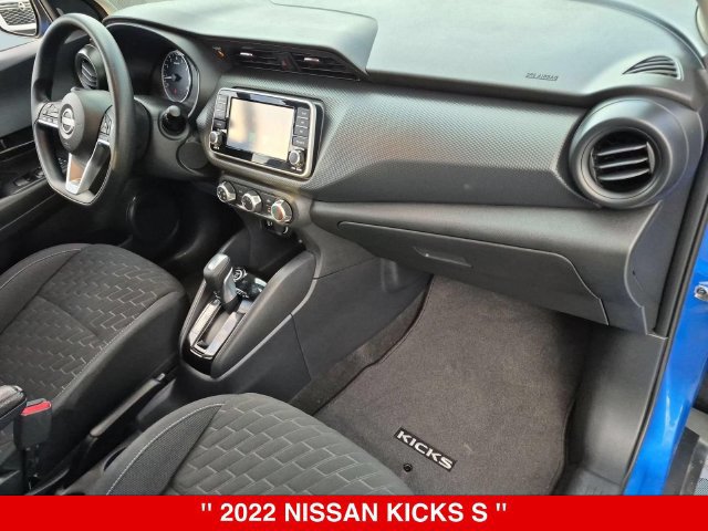 Certified 2022 Nissan Kicks S FWD image 38