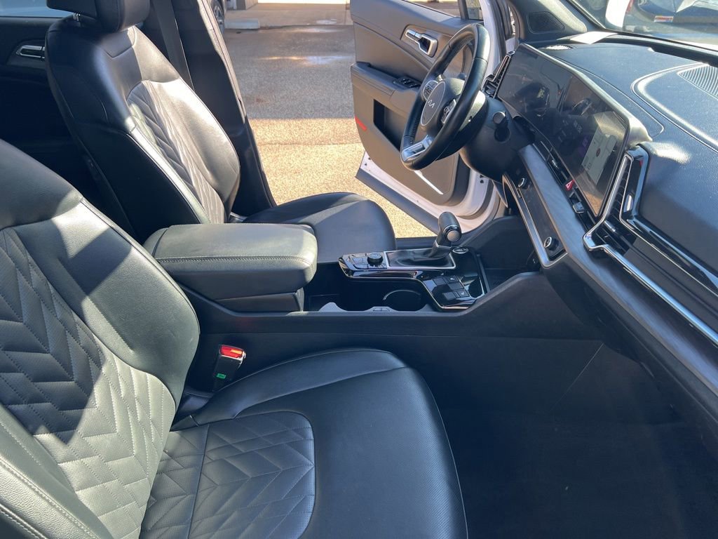 Certified 2023 Kia Sportage X-Line w/ X-Line Premium Package image 21