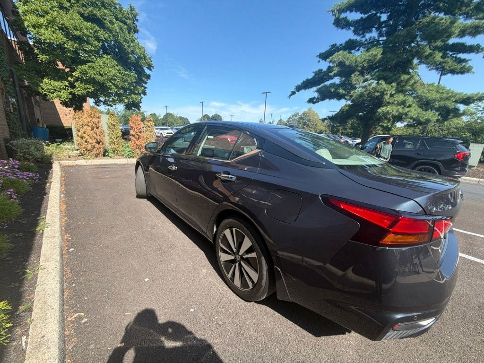 Used 2019 Nissan Altima 2.5 SL FWD image 6