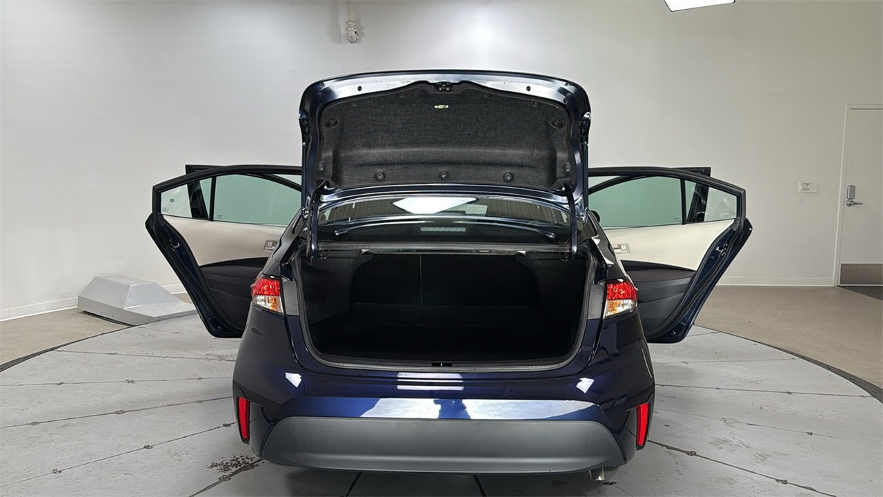 Certified 2025 Toyota Corolla LE image 16