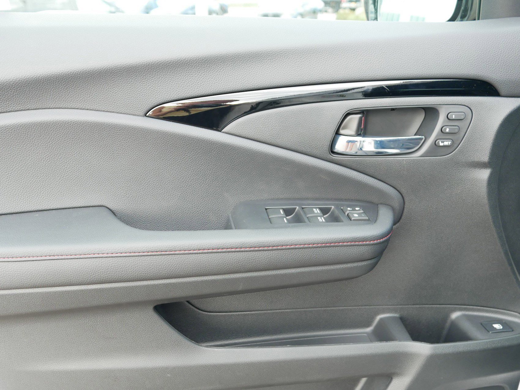 New 2026 Honda Ridgeline Black Edition image 6