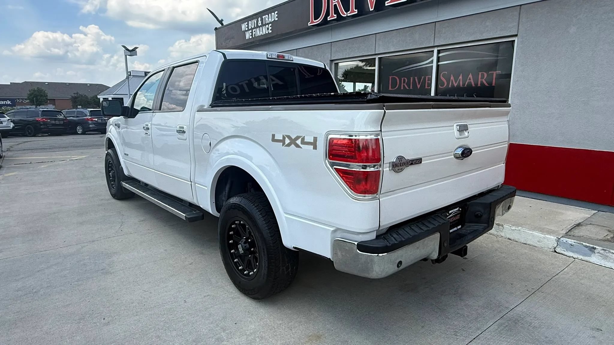 Used 2014 Ford F150 King Ranch w/ King Ranch Luxury Package AWD/4WD image 4