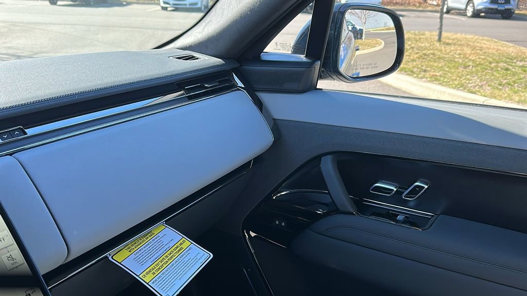 New 2025 Land Rover Range Rover Sport SV Edition Two image 24