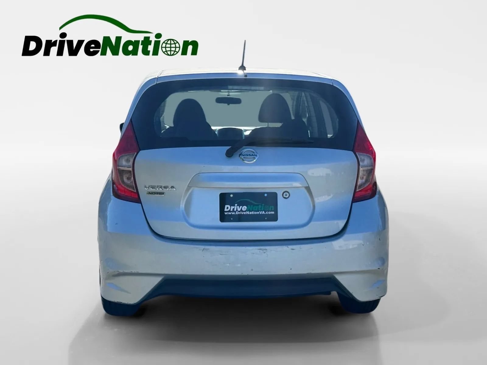 Used 2018 Nissan Versa Note S FWD image 6