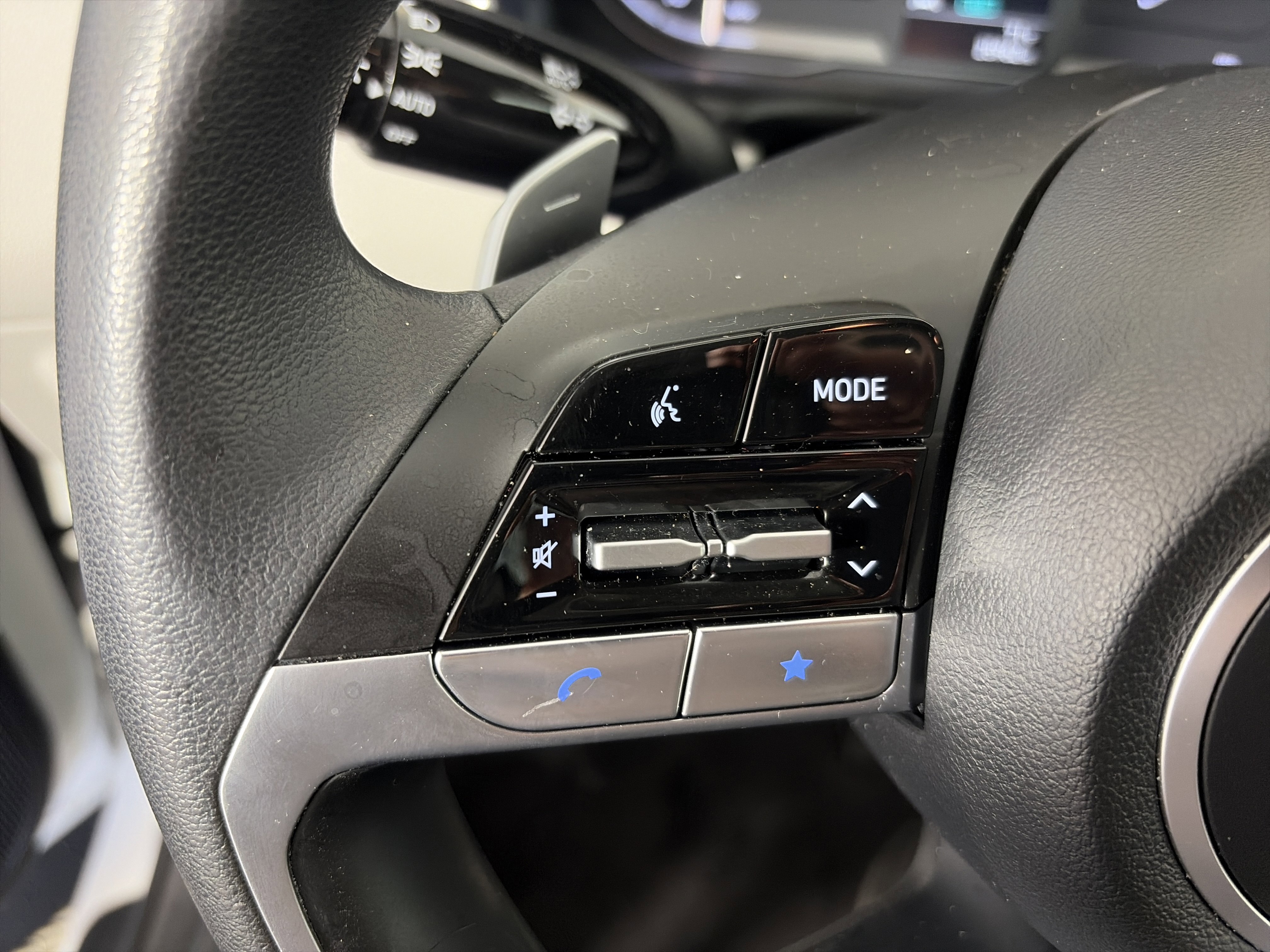 Certified 2024 Hyundai Tucson Blue AWD/4WD image 37