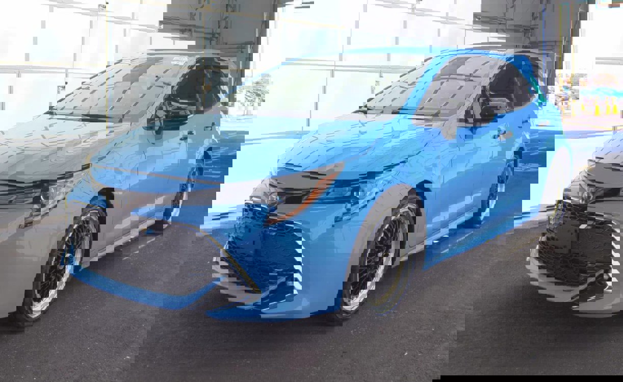 Used 2019 Toyota Corolla XSE image 1