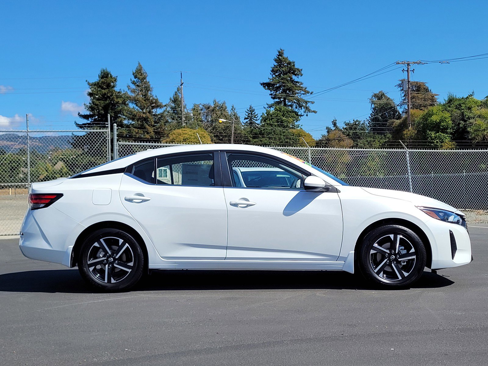 New 2025 Nissan Sentra SV w/ All-Weather Package image 4