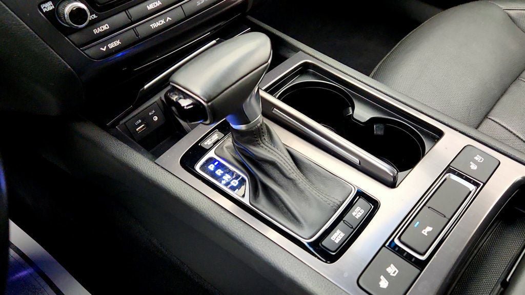 Used 2018 Genesis G80 3.8 w/ Option Group 02 image 17