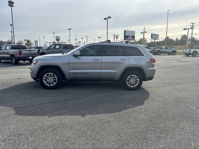 Used 2020 Jeep Grand Cherokee Laredo image 7