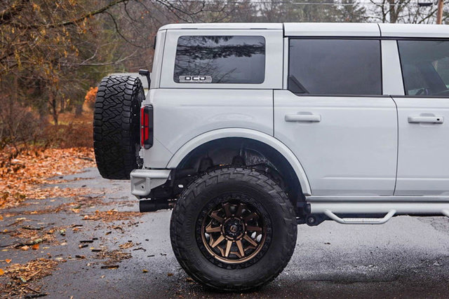 Used 2023 Ford Bronco Outer Banks image 10