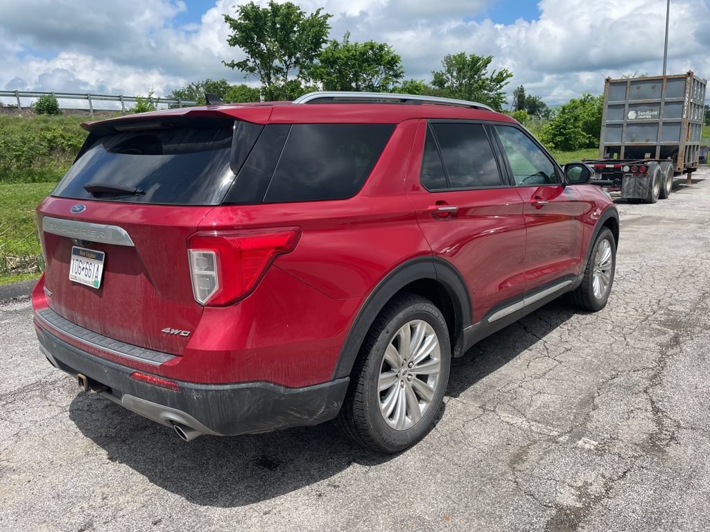 Used 2022 Ford Explorer Limited w/ Equipment Group 301A AWD/4WD image 6