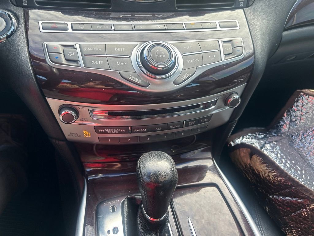 Used 2015 INFINITI Q70 3.7 AWD/4WD image 14