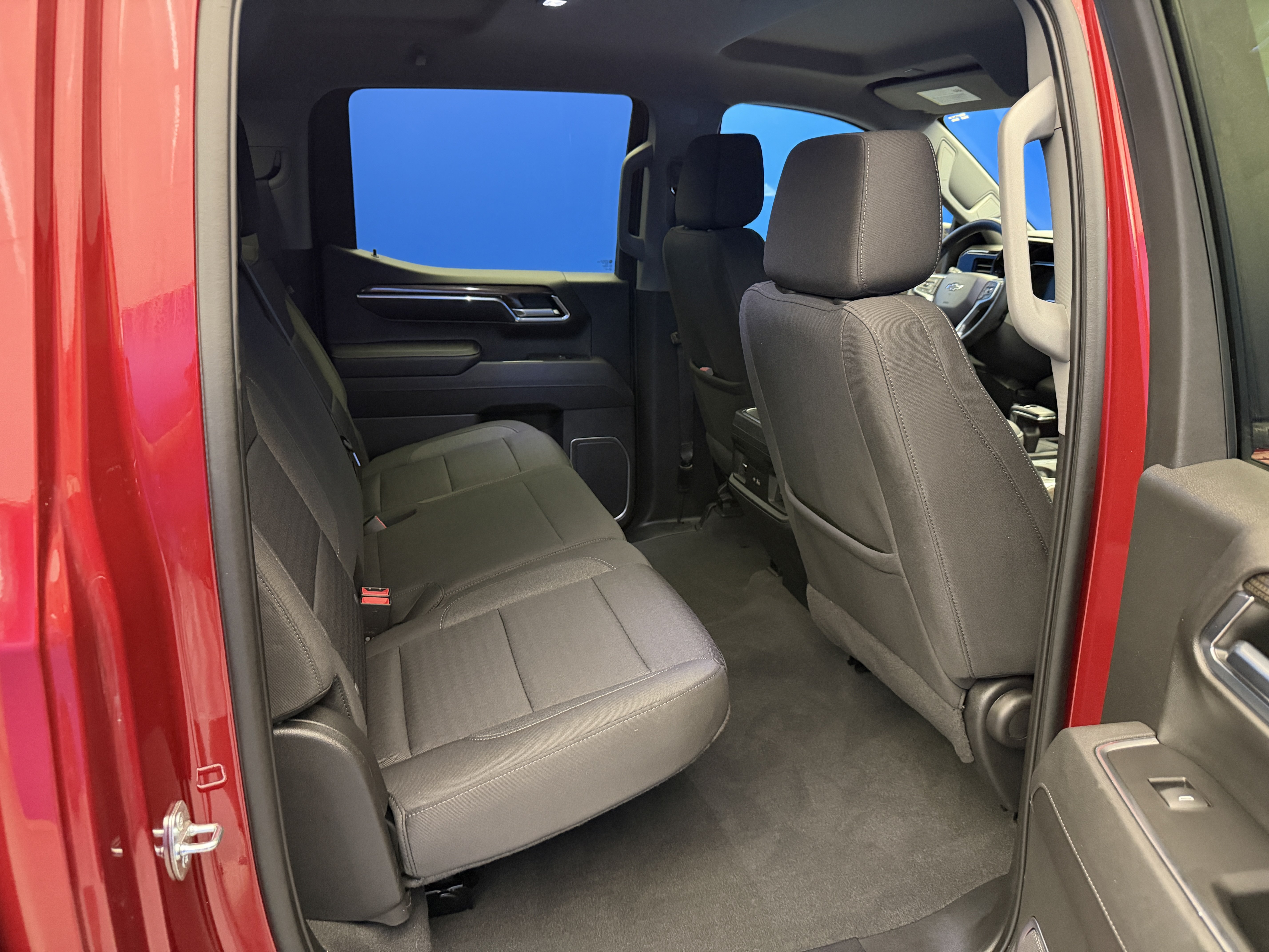 Used 2023 Chevrolet Silverado 1500 RST AWD/4WD image 28