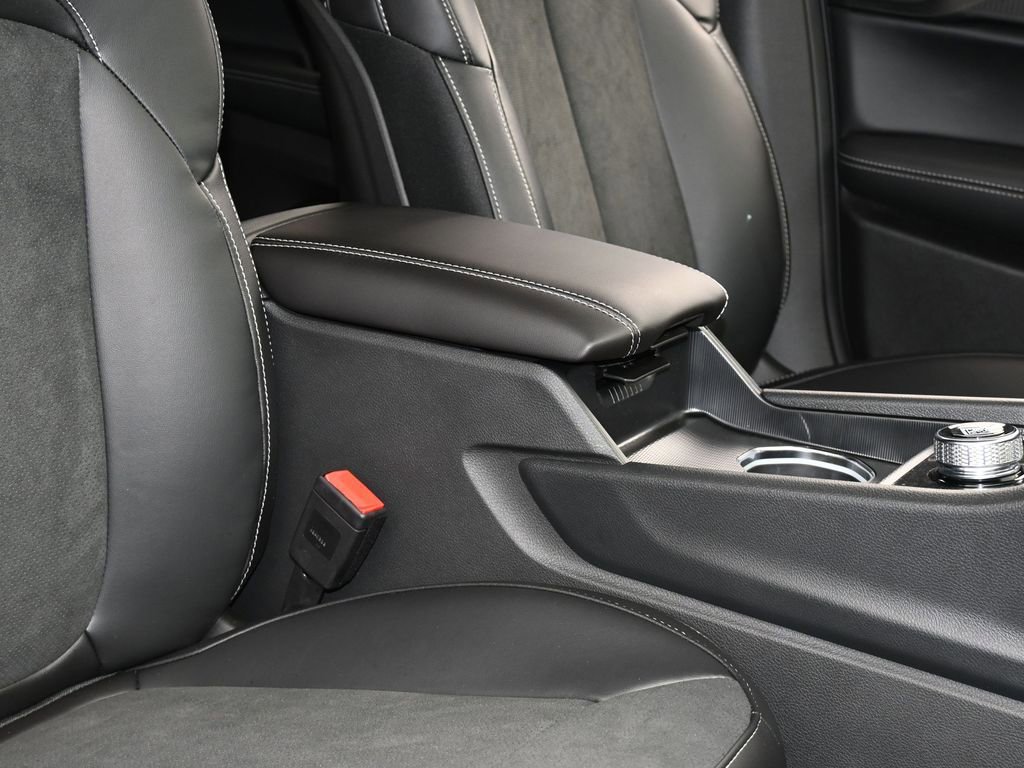 New 2025 Jeep Grand Cherokee Altitude image 37