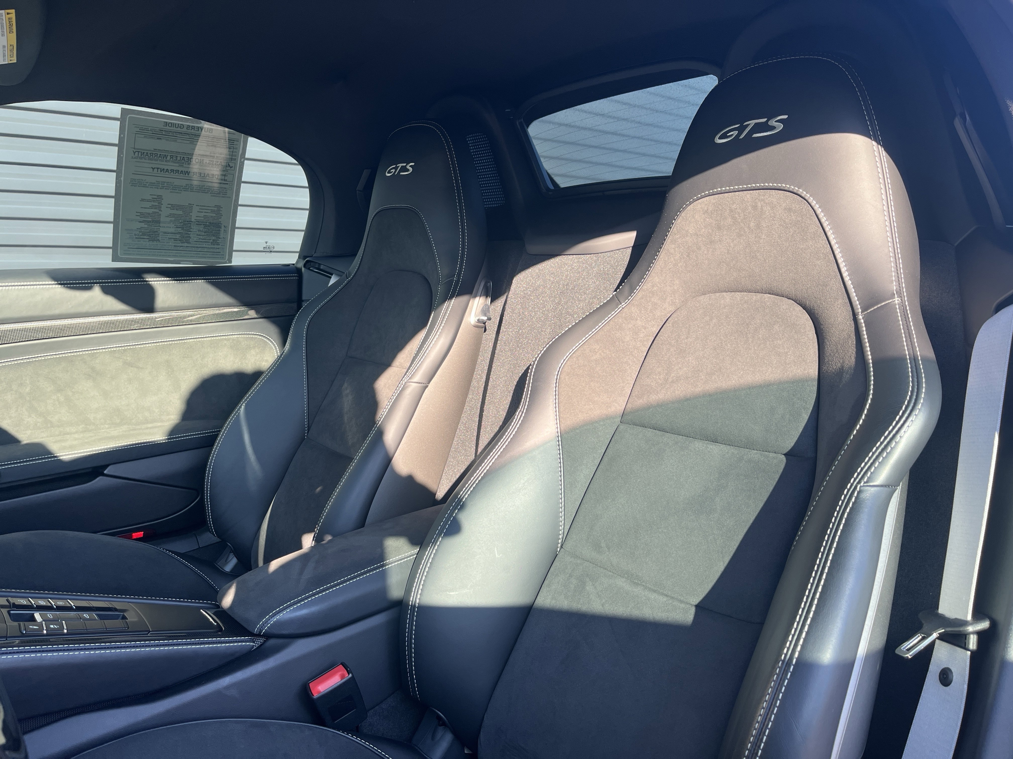 Used 2025 Porsche 718 Boxster GTS image 30