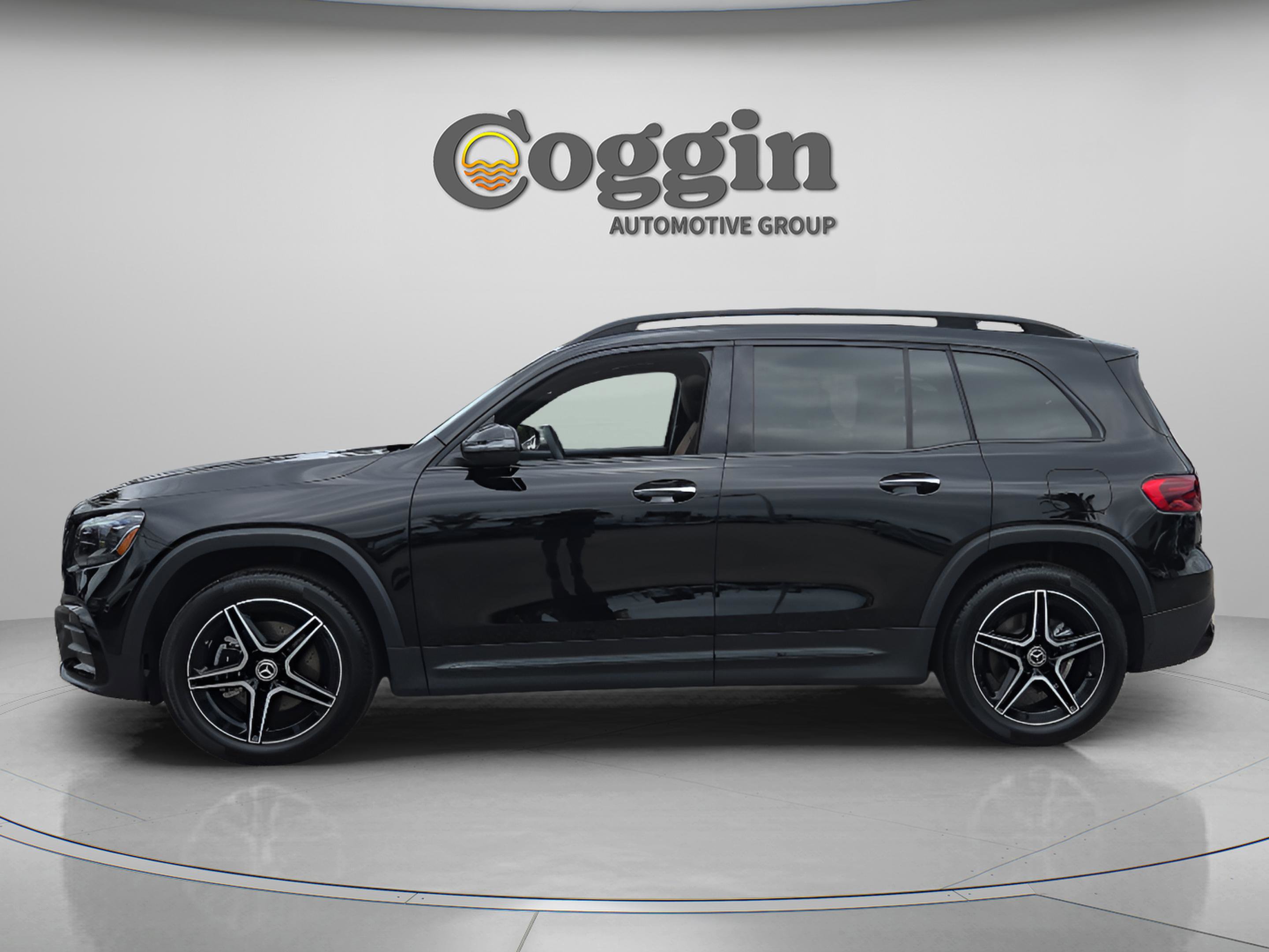 Used 2026 Mercedes-Benz GLB 250 image 4