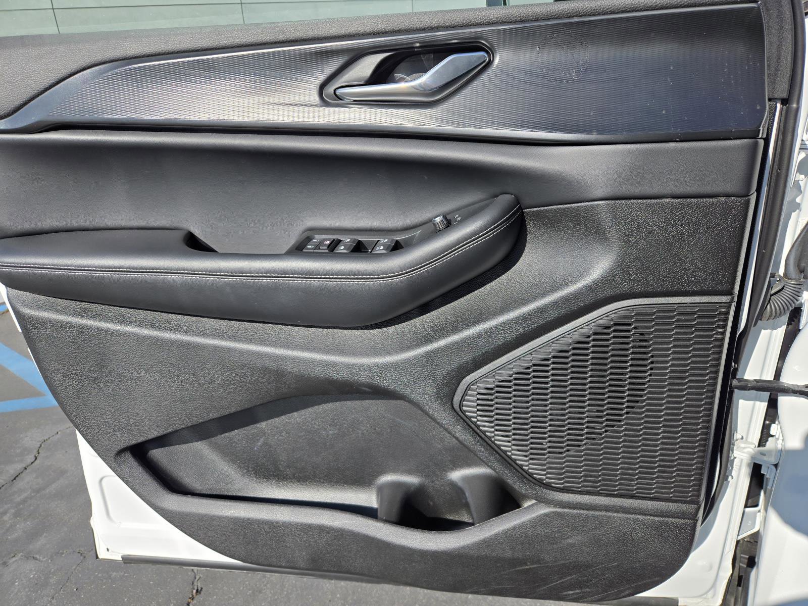 Used 2025 Jeep Grand Cherokee Laredo X image 20