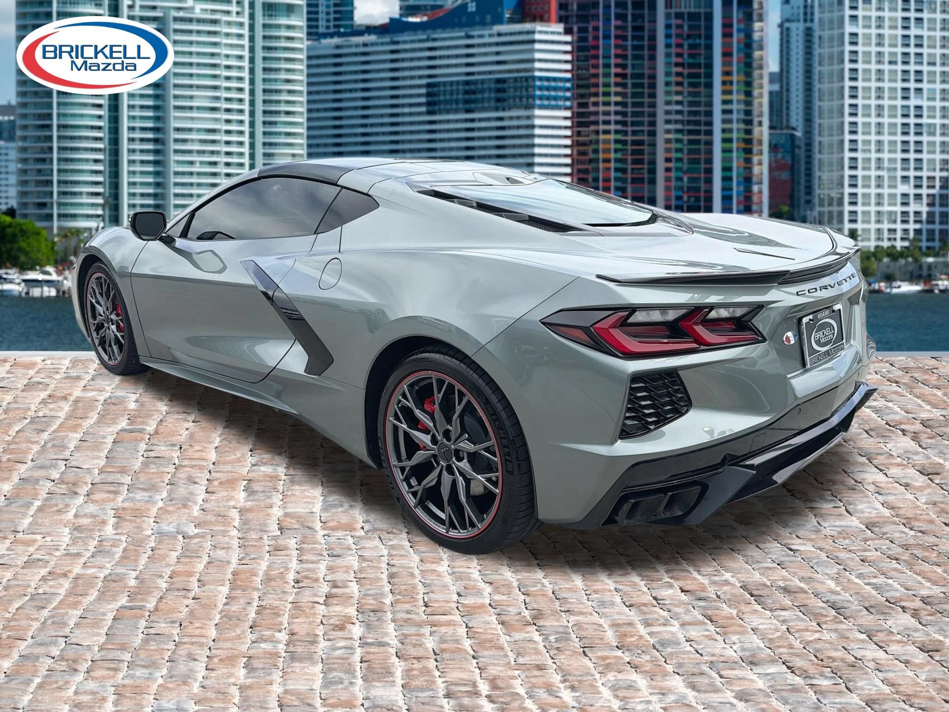 Used 2024 Chevrolet Corvette Stingray Premium Cpe w/ Body-Color Dual Roof Package RWD image 5