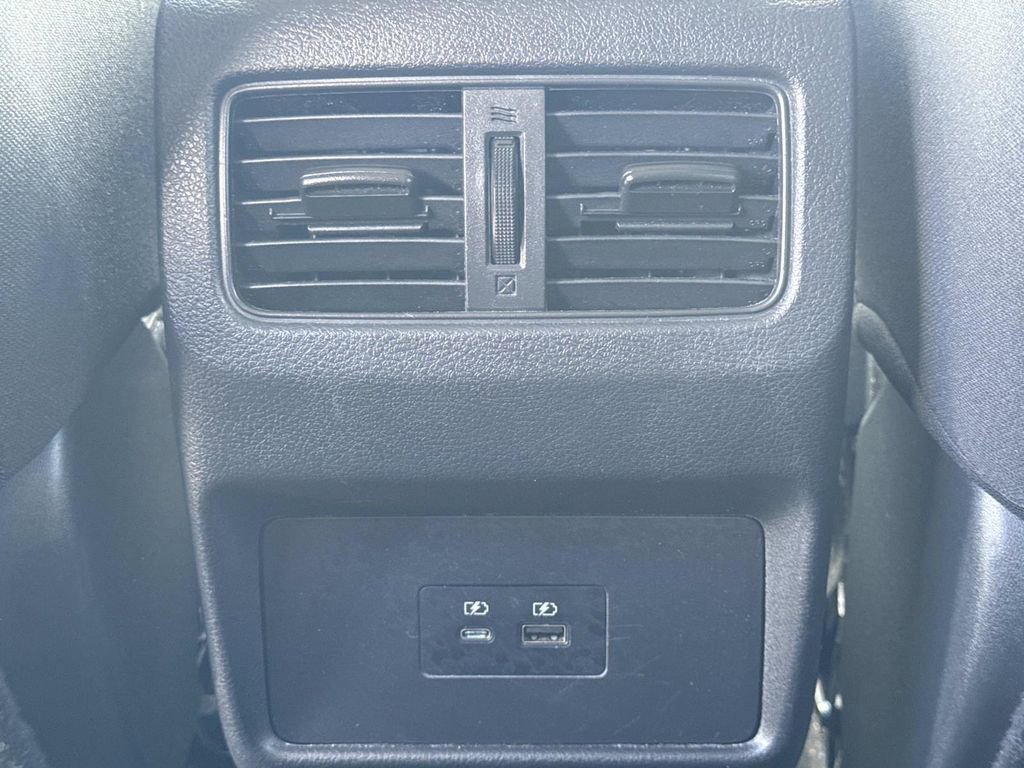 Certified 2023 Nissan Rogue SV AWD/4WD image 16