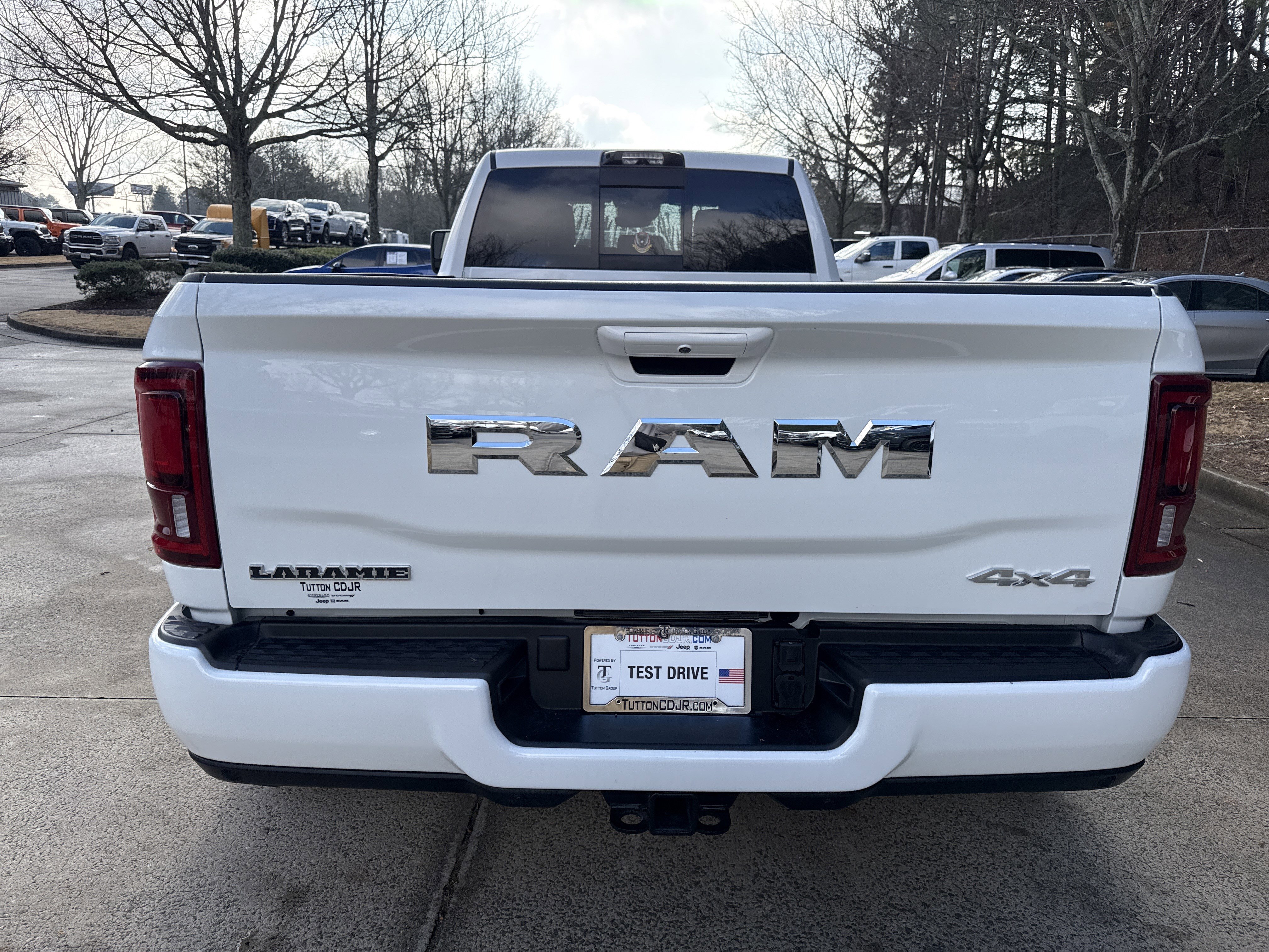New 2025 RAM 3500 Laramie w/ Towing Technology Group image 6