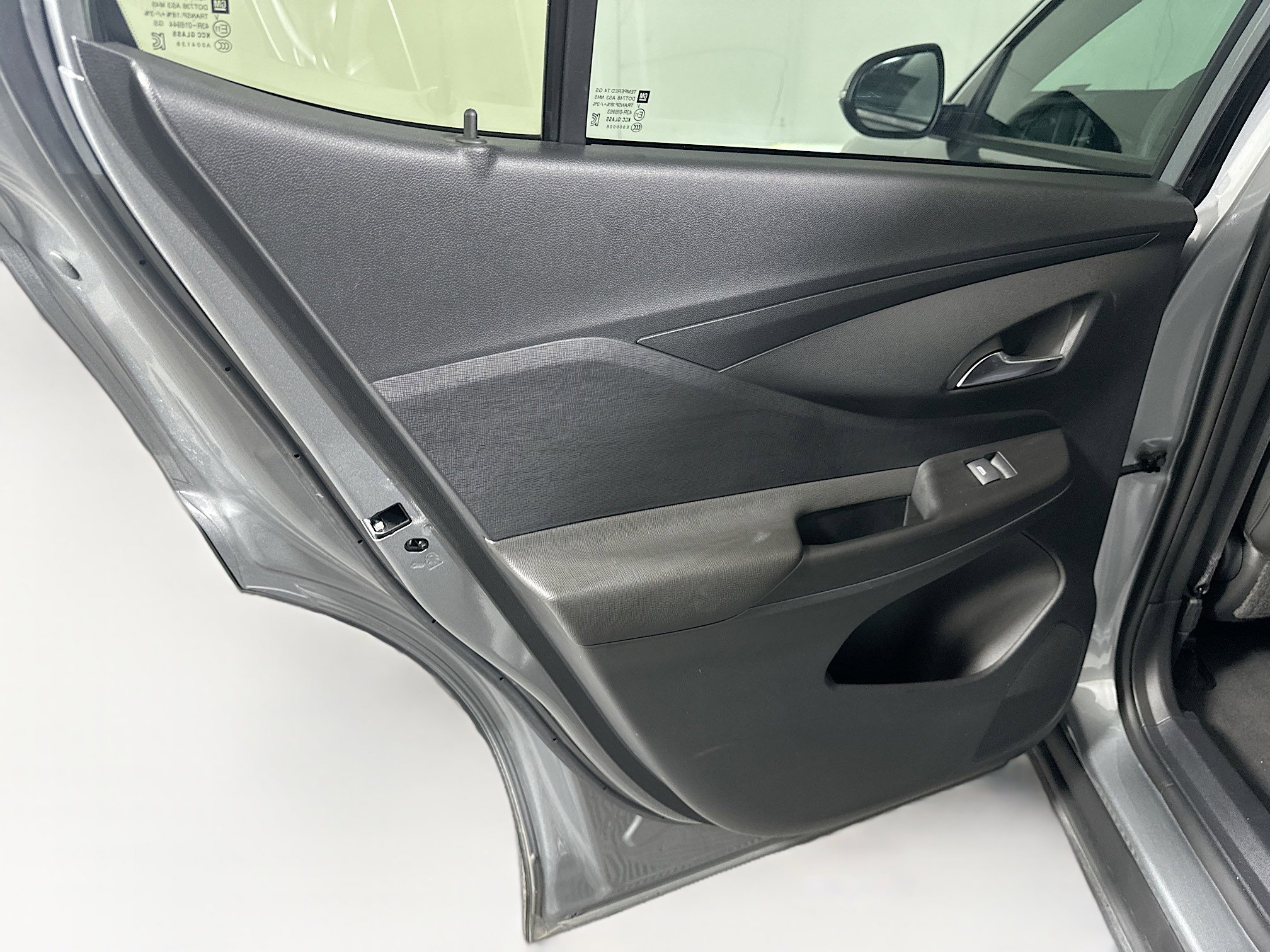 Used 2025 Buick Envista Preferred image 26