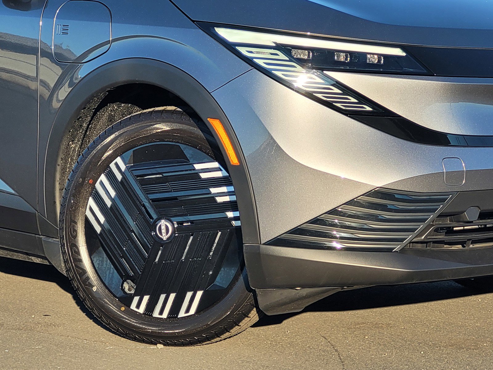 New 2026 Nissan Leaf w/ Floor Mat Package (S+) image 3