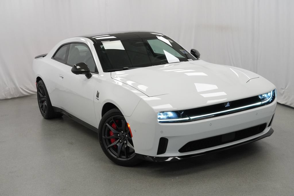 Used 2024 Dodge Charger Daytona Scat Pack w/ Plus Group AWD/4WD image 9